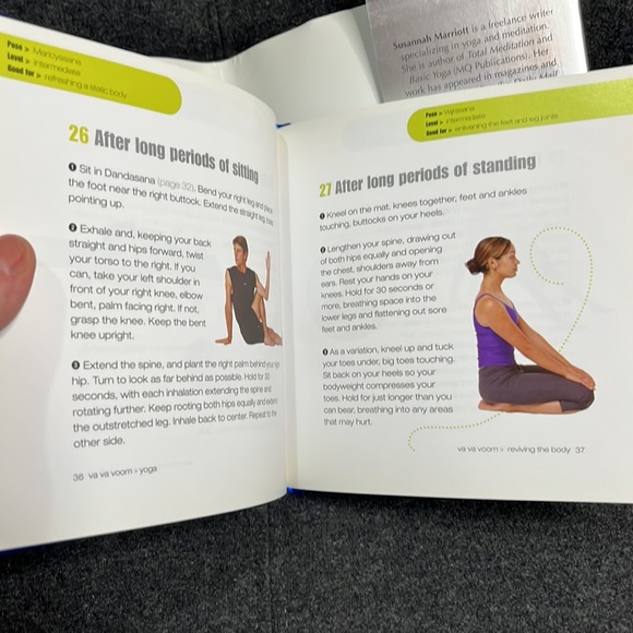 Yoga Bundle: GoZone Yoga socks, vavavoom yoga book.. - Picture 9 of 11